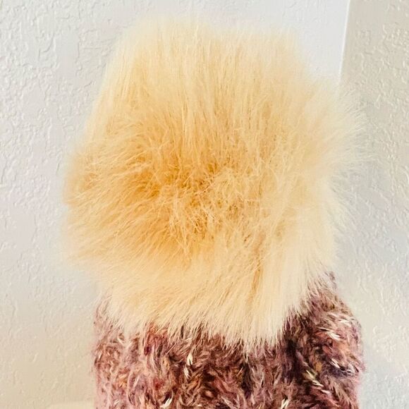 KYI‎ KYI Faux Fur Pompom Classic Wool Beanie Hat, Natural/Cream, One Size, NWT